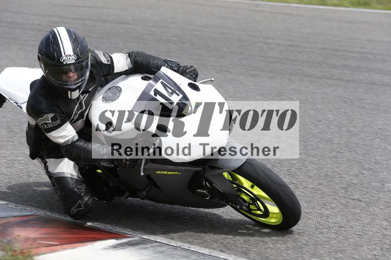 /Archiv-2023/53 31.07.2023 Dunlop Ride und Test Day ADR/Gruppe gelb/14